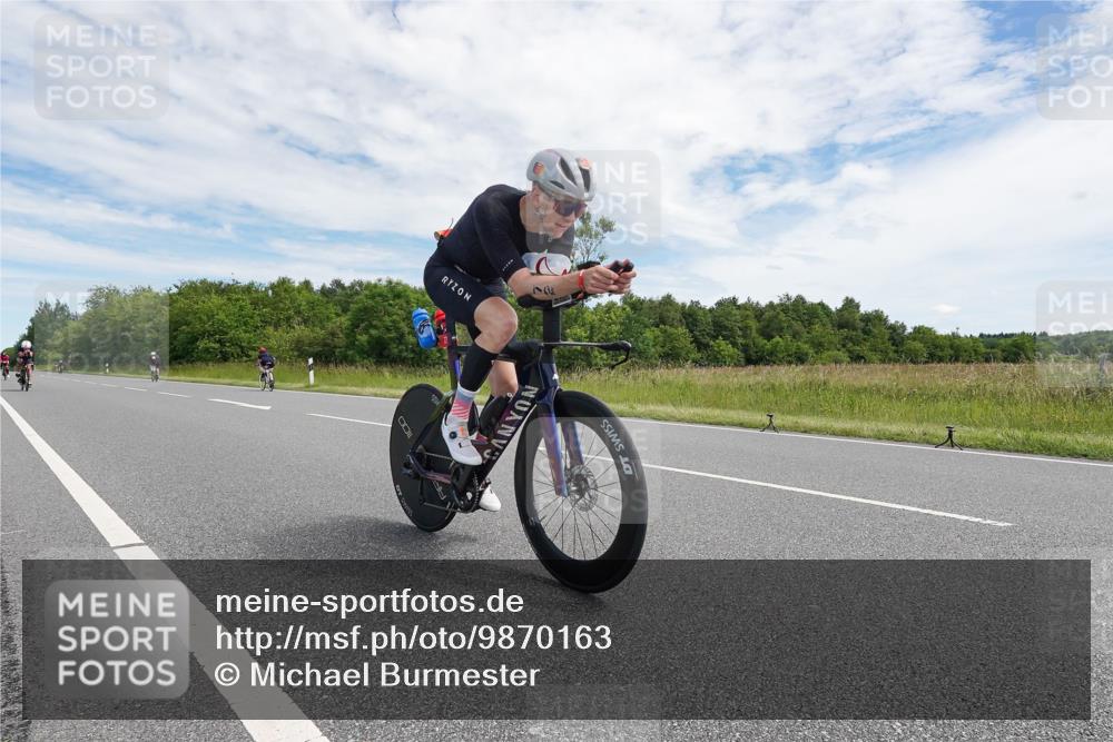 21.06.2026 - Viking Triathlon Michael Burmester http://msf.ph/oto/9870163 21.06.2026 12:08:59 Radfahren 63, 72, 84, 115, 123, 162, 181, 224, 359, 370, 409, 427, 500 meine-sportfotos.de