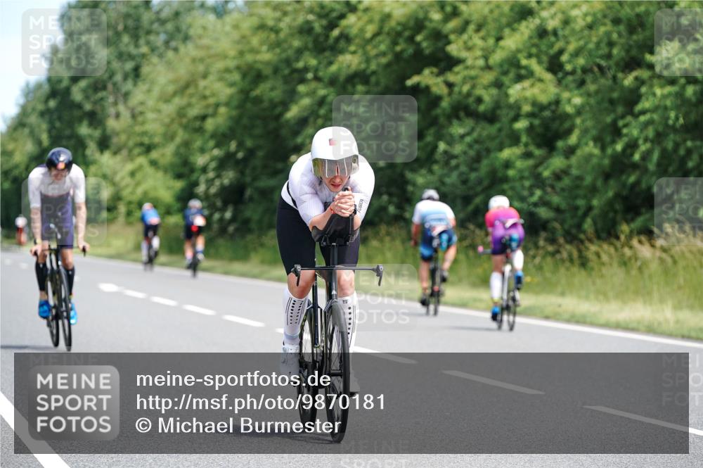 21.06.2026 - Viking Triathlon Michael Burmester http://msf.ph/oto/9870181 21.06.2026 12:33:01 Radfahren 93, 97, 114, 116, 122, 172, 237, 247, 289, 450, 579 meine-sportfotos.de