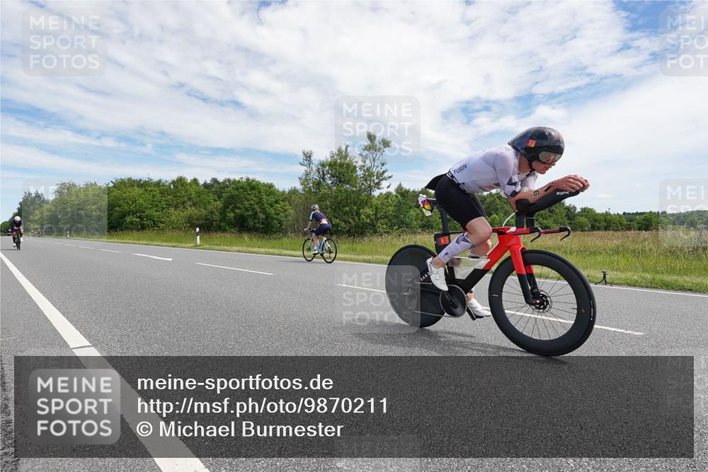 21.06.2026 - Viking Triathlon Michael Burmester http://msf.ph/oto/9870211 21.06.2026 12:09:23 Radfahren 9, 20, 20, 27, 104, 109, 115, 145, 180, 181, 383, 386, 416, 446, 612, 626 meine-sportfotos.de