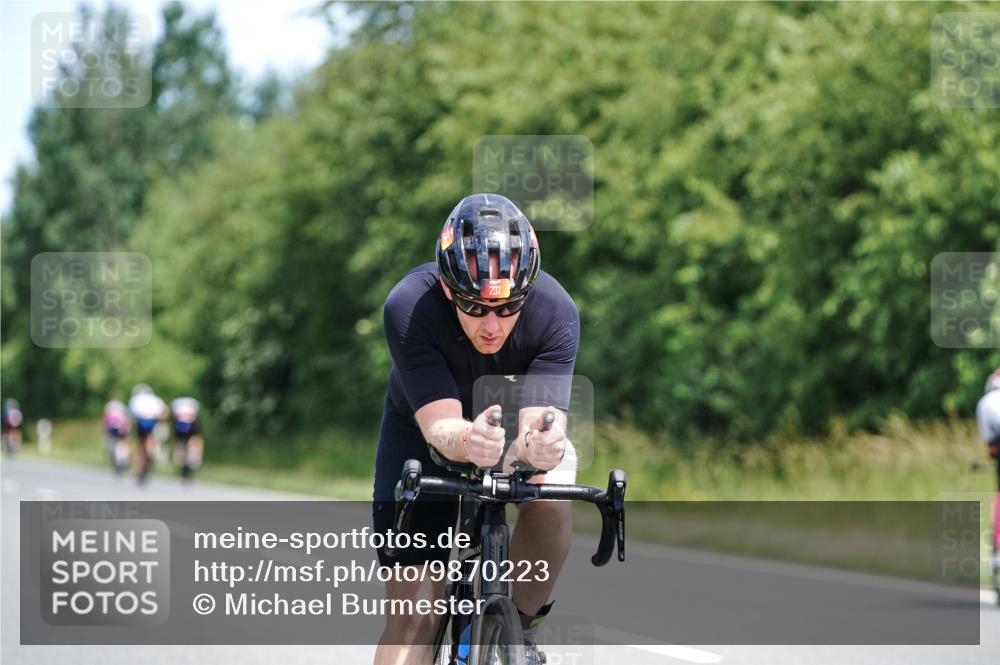 21.06.2026 - Viking Triathlon Michael Burmester http://msf.ph/oto/9870223 21.06.2026 12:33:08 Radfahren 93, 114, 116, 122, 172, 237, 247, 274, 403, 450, 579, 642 meine-sportfotos.de