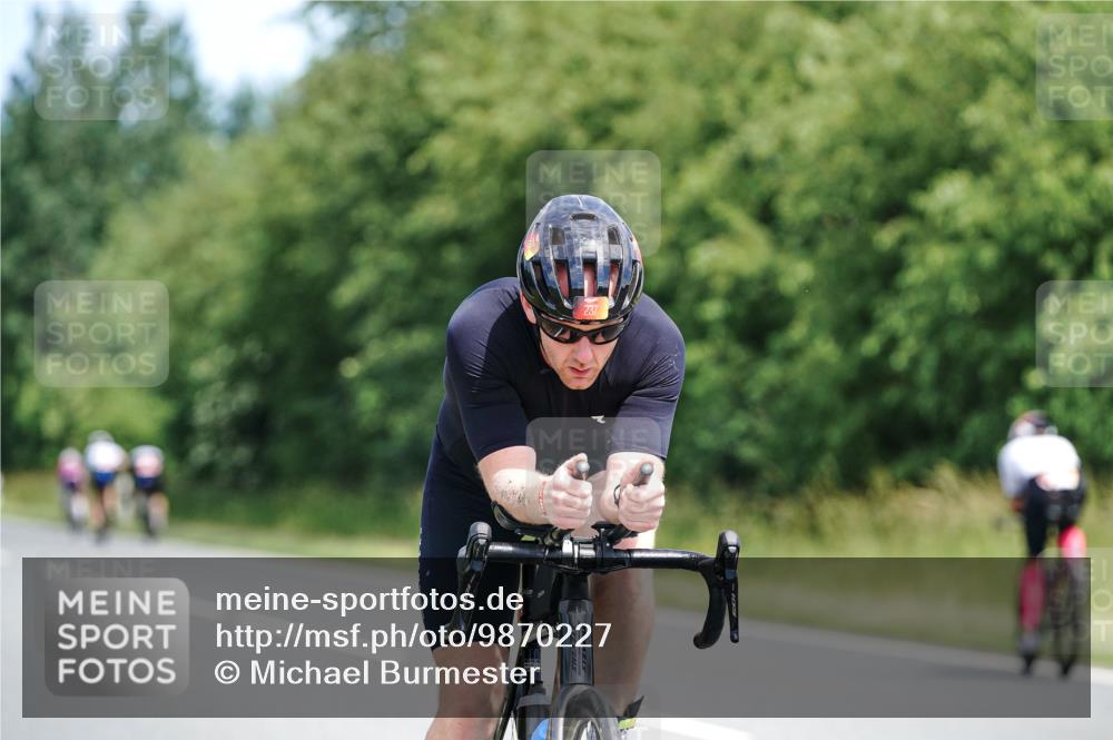 21.06.2026 - Viking Triathlon Michael Burmester http://msf.ph/oto/9870227 21.06.2026 12:33:08 Radfahren 93, 114, 116, 122, 172, 237, 247, 274, 403, 450, 579, 642 meine-sportfotos.de