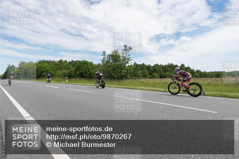 21.06.2026 - Viking Triathlon Michael Burmester http://msf.ph/oto/9870267 21.06.2026 12:09:49 Radfahren 64, 185, 185, 378, 378, 438, 460, 484, 522 meine-sportfotos.de