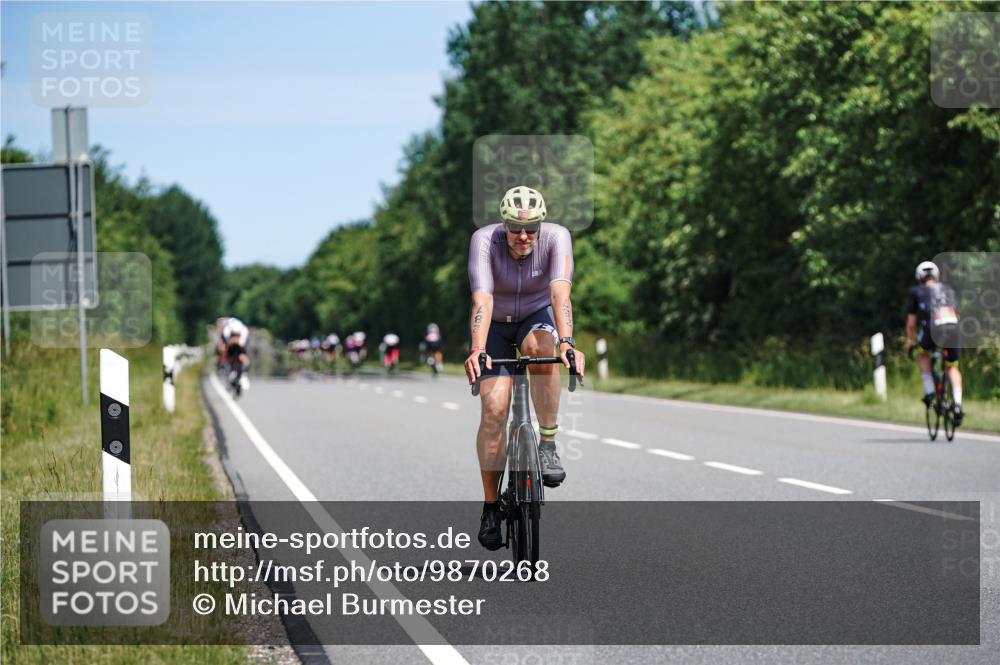21.06.2026 - Viking Triathlon Michael Burmester http://msf.ph/oto/9870268 21.06.2026 12:33:25 Radfahren 24, 85, 88, 122, 167, 274, 287, 403, 492, 497, 528, 622, 642, 642, 664 meine-sportfotos.de
