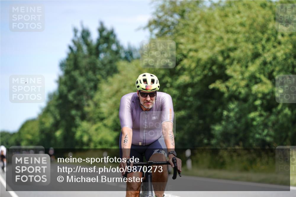 21.06.2026 - Viking Triathlon Michael Burmester http://msf.ph/oto/9870273 21.06.2026 12:33:26 Radfahren 24, 85, 88, 122, 167, 274, 287, 403, 492, 497, 528, 622, 642, 642, 664 meine-sportfotos.de