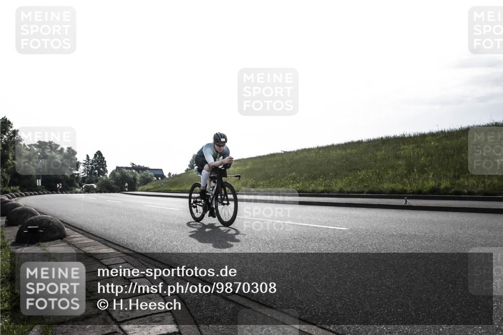 21.06.2026 - 29. Vierlanden-Triathlon H.Heesch http://msf.ph/oto/9870308 21.06.2026 09:09:13 Radfahren 41, 212 meine-sportfotos.de