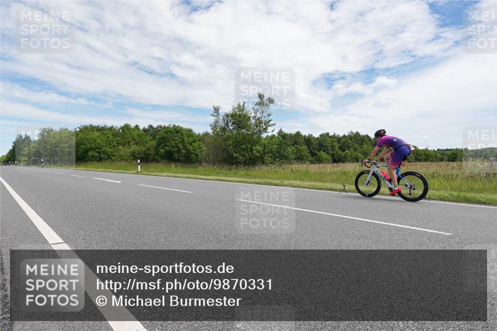 21.06.2026 - Viking Triathlon Michael Burmester http://msf.ph/oto/9870331 21.06.2026 12:10:04 Radfahren 185, 298, 378, 460, 471, 484 meine-sportfotos.de
