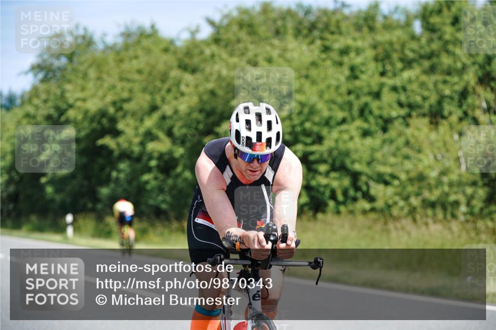 21.06.2026 - Viking Triathlon Michael Burmester http://msf.ph/oto/9870343 21.06.2026 12:33:49 Radfahren 56, 224, 282, 305, 493, 495, 652 meine-sportfotos.de