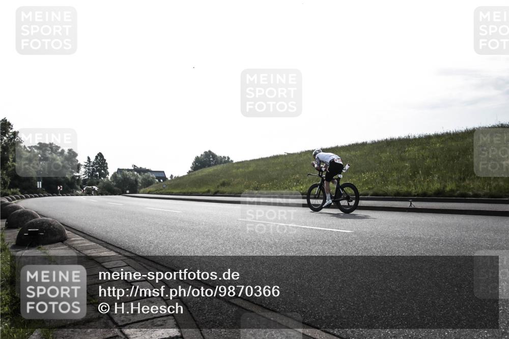 21.06.2026 - 29. Vierlanden-Triathlon H.Heesch http://msf.ph/oto/9870366 21.06.2026 09:10:39 Radfahren 47, 63 meine-sportfotos.de