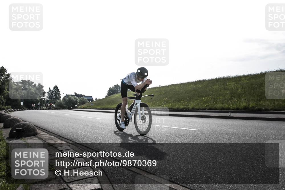 21.06.2026 - 29. Vierlanden-Triathlon H.Heesch http://msf.ph/oto/9870369 21.06.2026 09:10:45 Radfahren 47, 168 meine-sportfotos.de