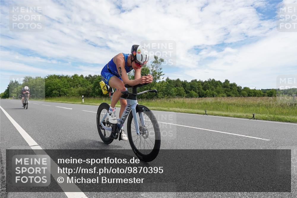 21.06.2026 - Viking Triathlon Michael Burmester http://msf.ph/oto/9870395 21.06.2026 12:11:04 Radfahren 87, 95, 114, 154, 186, 227, 250, 250, 265, 392, 433, 433, 447, 454, 459, 526, 552, 557, 560, 579, 619, 627 meine-sportfotos.de