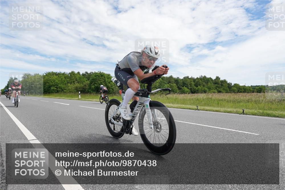 21.06.2026 - Viking Triathlon Michael Burmester http://msf.ph/oto/9870438 21.06.2026 12:11:17 Radfahren 76, 87, 95, 111, 114, 154, 186, 227, 250, 265, 291, 355, 356, 392, 433, 447, 454, 464, 552, 557, 579, 627, 655 meine-sportfotos.de