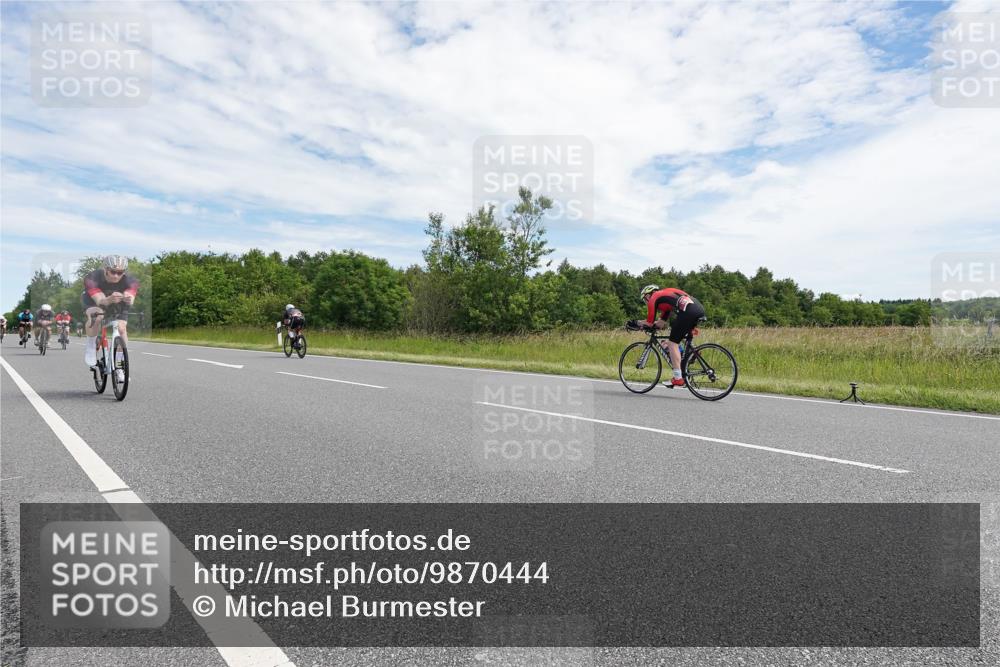 21.06.2026 - Viking Triathlon Michael Burmester http://msf.ph/oto/9870444 21.06.2026 12:11:17 Radfahren 76, 87, 95, 111, 114, 154, 186, 227, 250, 265, 291, 355, 356, 392, 433, 447, 454, 464, 552, 557, 579, 627, 655 meine-sportfotos.de