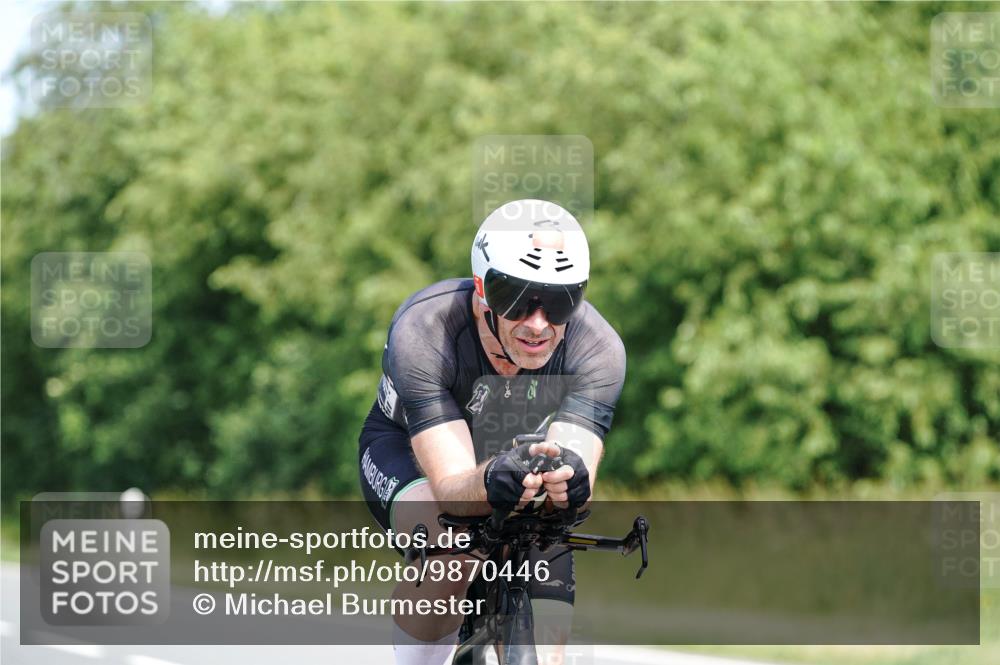 21.06.2026 - Viking Triathlon Michael Burmester http://msf.ph/oto/9870446 21.06.2026 12:34:24 Radfahren 28, 49, 69, 304, 351, 360, 610, 653 meine-sportfotos.de