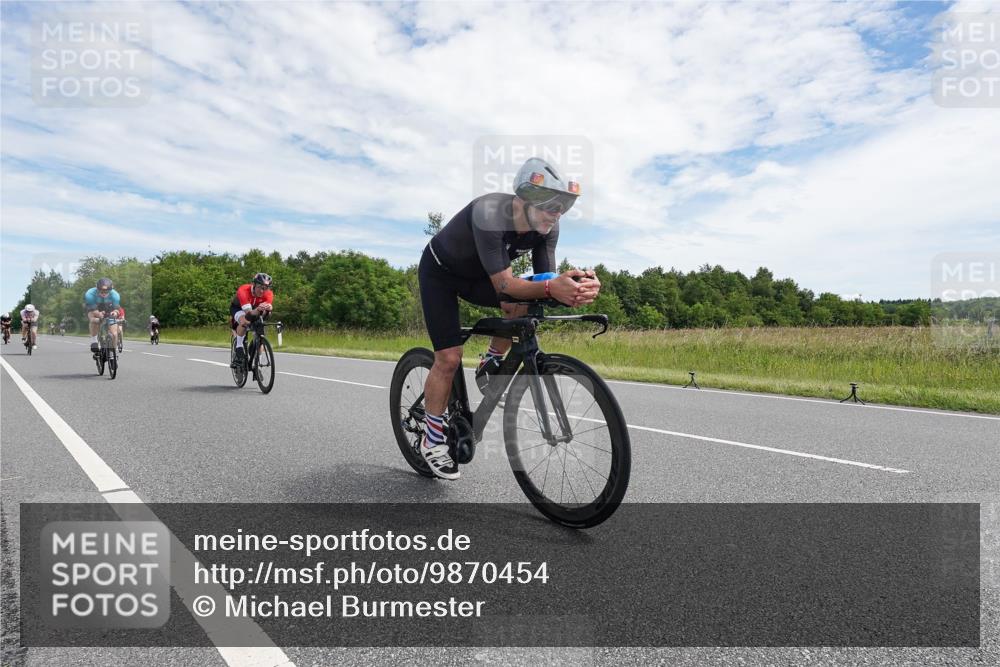 21.06.2026 - Viking Triathlon Michael Burmester http://msf.ph/oto/9870454 21.06.2026 12:11:19 Radfahren 76, 77, 87, 111, 114, 154, 186, 250, 265, 291, 355, 356, 392, 433, 447, 454, 464, 552, 579, 627, 655 meine-sportfotos.de