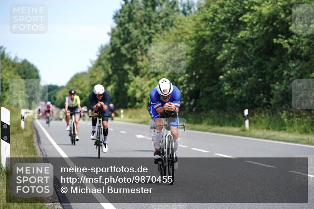 21.06.2026 - Viking Triathlon Michael Burmester http://msf.ph/oto/9870455 21.06.2026 12:34:30 Radfahren 28, 49, 197, 248, 304, 360, 389, 571, 610, 653 meine-sportfotos.de