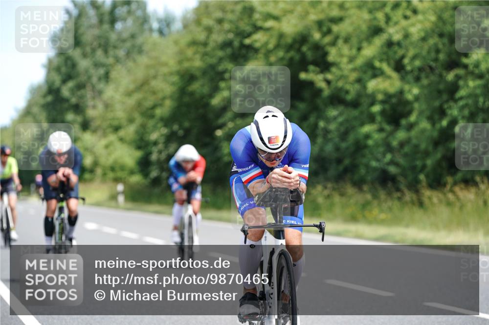 21.06.2026 - Viking Triathlon Michael Burmester http://msf.ph/oto/9870465 21.06.2026 12:34:31 Radfahren 28, 49, 197, 248, 304, 360, 389, 571, 610, 653 meine-sportfotos.de