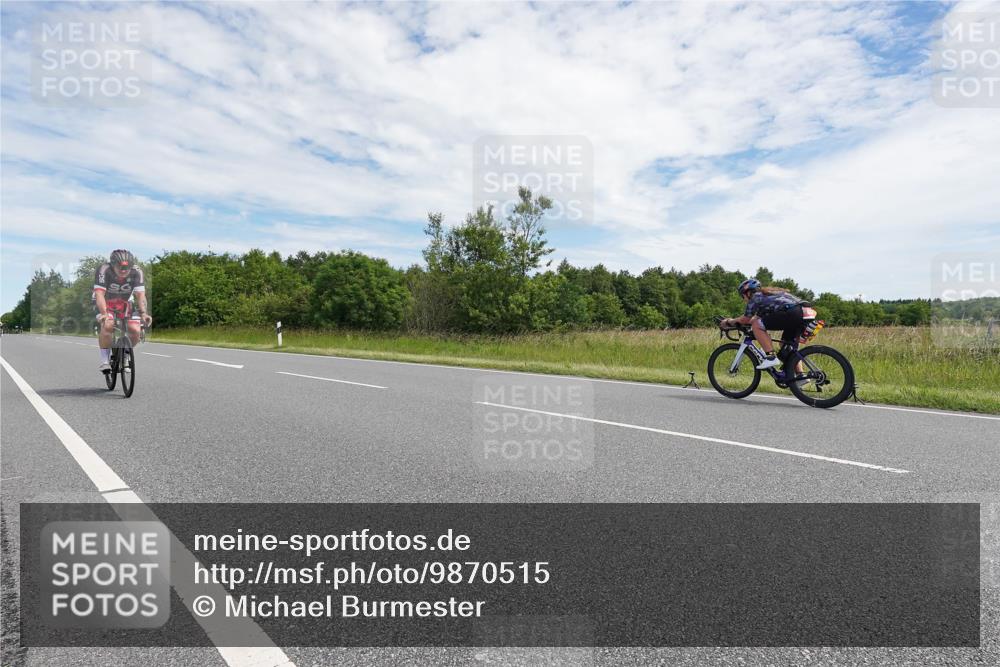 21.06.2026 - Viking Triathlon Michael Burmester http://msf.ph/oto/9870515 21.06.2026 12:11:45 Radfahren 40, 141, 220, 272, 286, 413, 434, 498, 567, 649 meine-sportfotos.de
