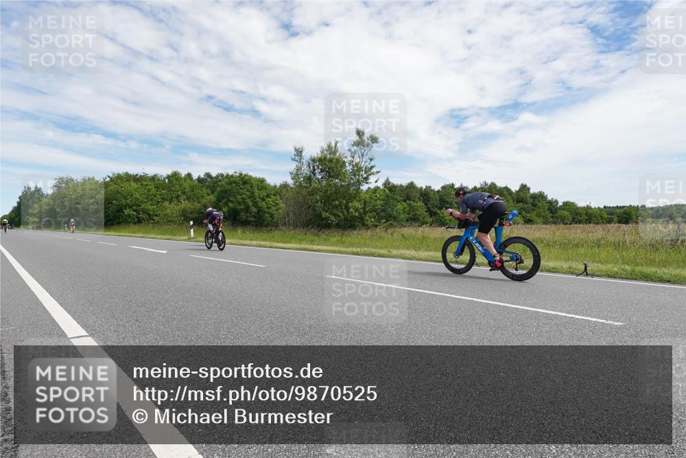 21.06.2026 - Viking Triathlon Michael Burmester http://msf.ph/oto/9870525 21.06.2026 12:11:47 Radfahren 40, 141, 220, 272, 286, 413, 434, 498, 512, 649 meine-sportfotos.de