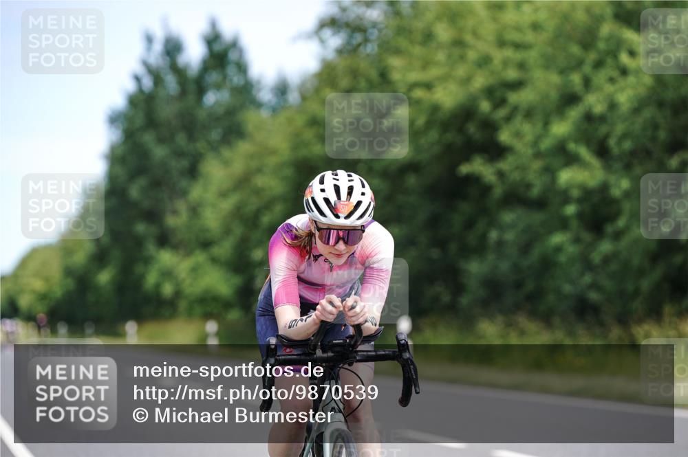 21.06.2026 - Viking Triathlon Michael Burmester http://msf.ph/oto/9870539 21.06.2026 12:34:41 Radfahren 49, 197, 197, 248, 248, 304, 389, 389, 432, 571, 590, 653 meine-sportfotos.de