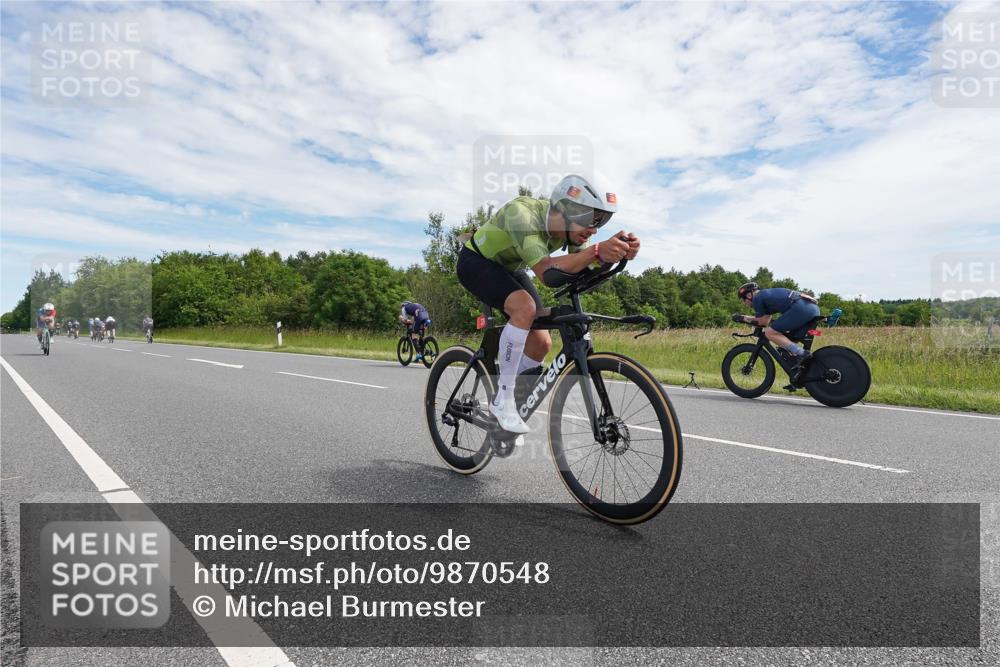 21.06.2026 - Viking Triathlon Michael Burmester http://msf.ph/oto/9870548 21.06.2026 12:11:51 Radfahren 40, 174, 220, 286, 413, 434, 498, 512, 649 meine-sportfotos.de
