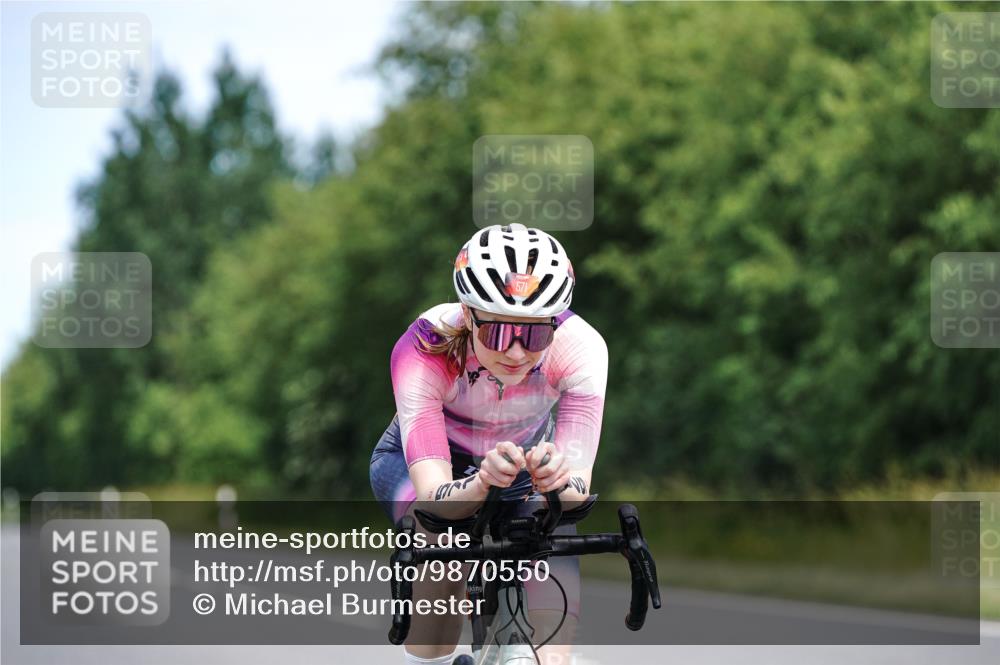 21.06.2026 - Viking Triathlon Michael Burmester http://msf.ph/oto/9870550 21.06.2026 12:34:42 Radfahren 197, 197, 248, 248, 304, 389, 389, 432, 571, 590, 653 meine-sportfotos.de