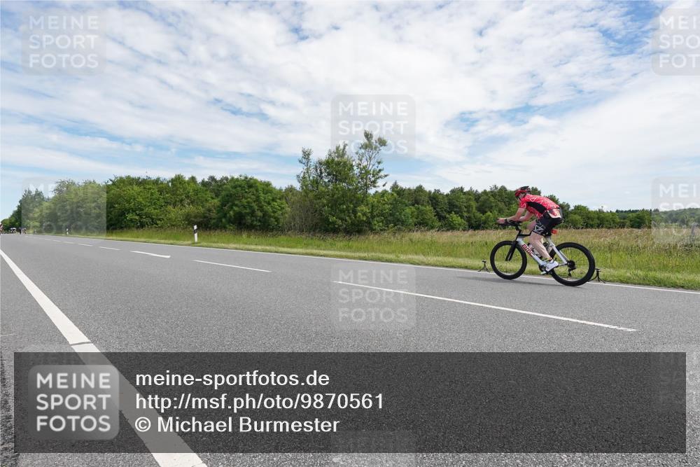 21.06.2026 - Viking Triathlon Michael Burmester http://msf.ph/oto/9870561 21.06.2026 12:12:02 Radfahren 174, 241, 286, 302, 434, 434, 462, 502, 512 meine-sportfotos.de