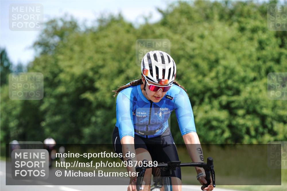 21.06.2026 - Viking Triathlon Michael Burmester http://msf.ph/oto/9870589 21.06.2026 12:35:01 Radfahren 96, 195, 197, 212, 248, 389, 432, 590, 616 meine-sportfotos.de