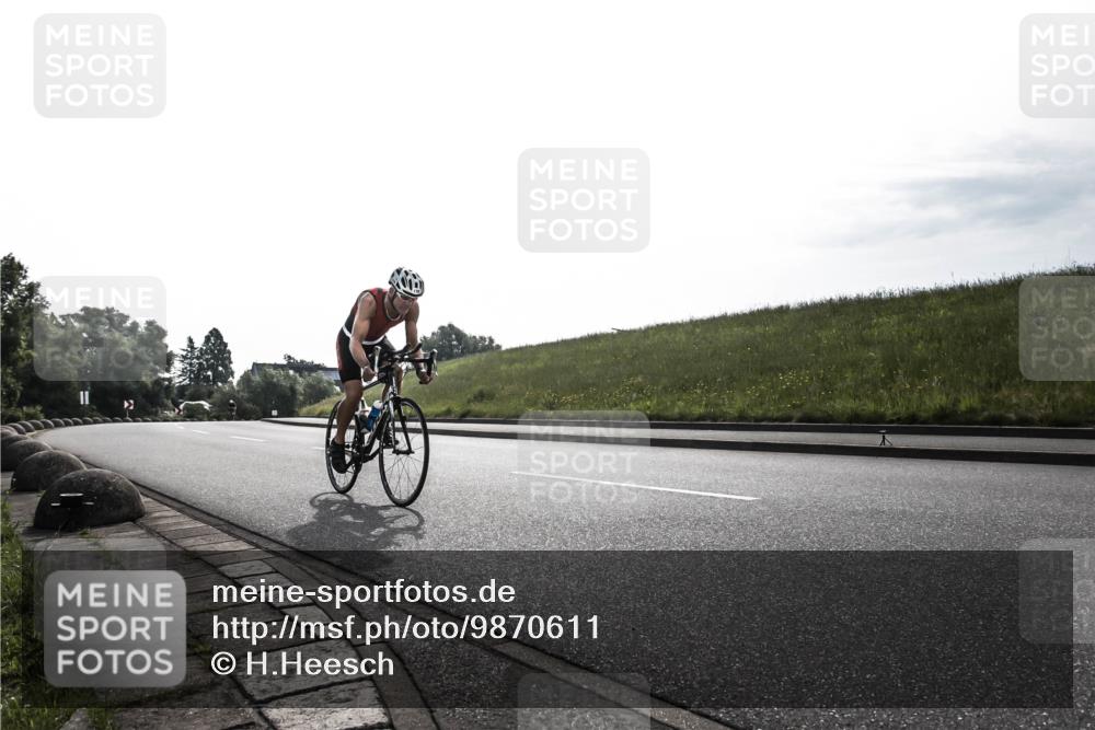 21.06.2026 - 29. Vierlanden-Triathlon H.Heesch http://msf.ph/oto/9870611 21.06.2026 09:13:57 Radfahren 8, 178 meine-sportfotos.de