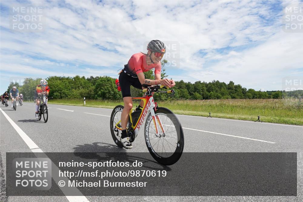 21.06.2026 - Viking Triathlon Michael Burmester http://msf.ph/oto/9870619 21.06.2026 12:12:35 Radfahren 28, 34, 45, 49, 125, 150, 168, 188, 303, 315, 327, 340, 360, 485, 491, 502, 513, 553, 566, 578, 601, 663 meine-sportfotos.de