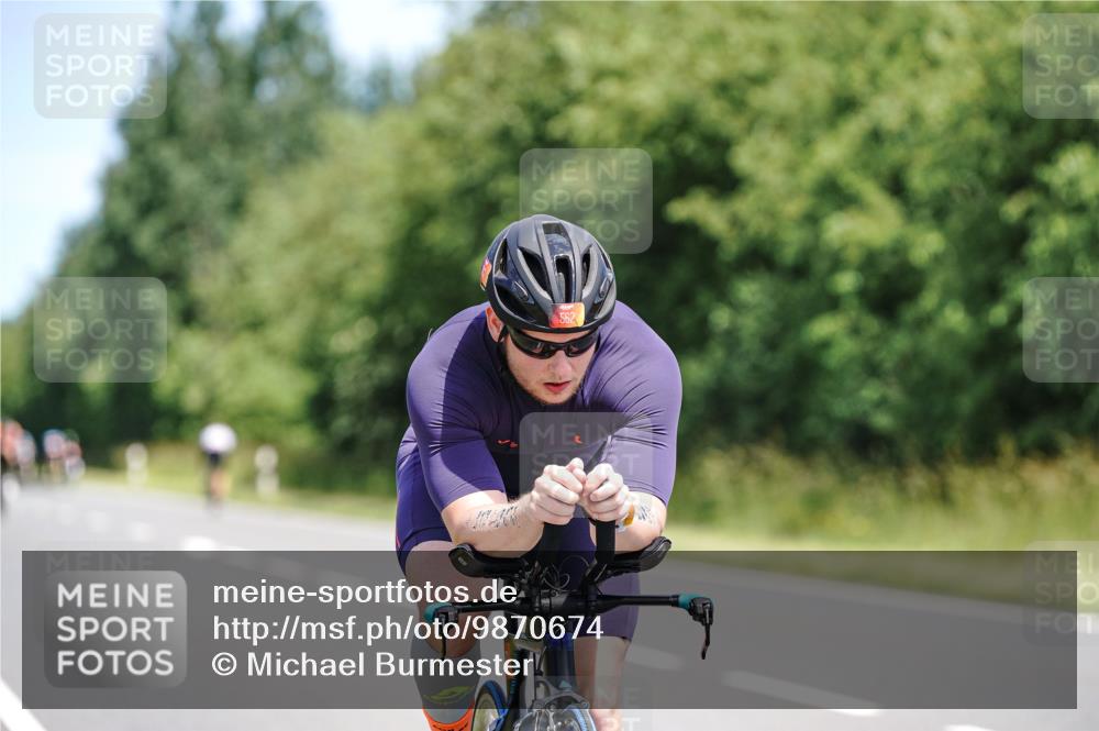 21.06.2026 - Viking Triathlon Michael Burmester http://msf.ph/oto/9870674 21.06.2026 12:35:41 Radfahren 14, 37, 153, 153, 245, 335, 449, 486, 511, 521, 562 meine-sportfotos.de