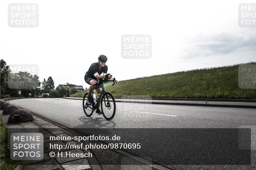 21.06.2026 - 29. Vierlanden-Triathlon H.Heesch http://msf.ph/oto/9870695 21.06.2026 09:15:49 Radfahren 62, 177 meine-sportfotos.de