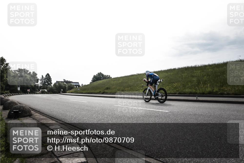 21.06.2026 - 29. Vierlanden-Triathlon H.Heesch http://msf.ph/oto/9870709 21.06.2026 09:16:05 Radfahren  meine-sportfotos.de