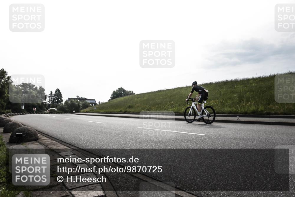 21.06.2026 - 29. Vierlanden-Triathlon H.Heesch http://msf.ph/oto/9870725 21.06.2026 09:16:24 Radfahren  meine-sportfotos.de