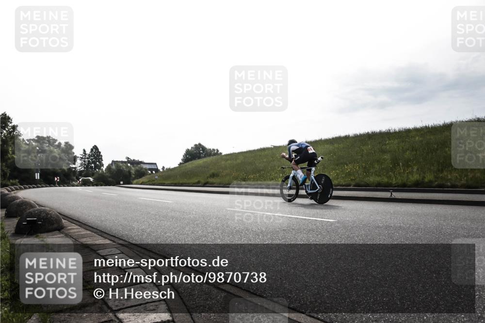 21.06.2026 - 29. Vierlanden-Triathlon H.Heesch http://msf.ph/oto/9870738 21.06.2026 09:16:41 Radfahren  meine-sportfotos.de