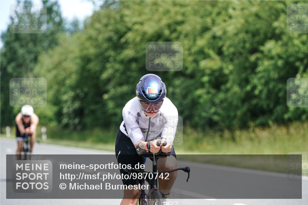 21.06.2026 - Viking Triathlon Michael Burmester http://msf.ph/oto/9870742 21.06.2026 12:36:05 Radfahren 22, 37, 106, 354, 363, 427, 449, 458, 539, 637, 667 meine-sportfotos.de