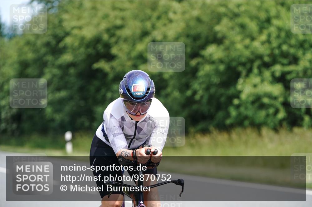 21.06.2026 - Viking Triathlon Michael Burmester http://msf.ph/oto/9870752 21.06.2026 12:36:05 Radfahren 22, 37, 106, 354, 363, 427, 449, 458, 539, 637, 667 meine-sportfotos.de