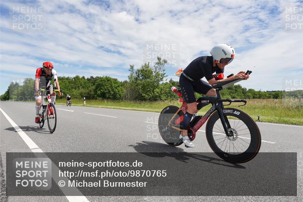 21.06.2026 - Viking Triathlon Michael Burmester http://msf.ph/oto/9870765 21.06.2026 12:13:30 Radfahren 1, 4, 18, 33, 70, 92, 107, 117, 151, 156, 175, 207, 414, 486, 487, 506, 574, 637 meine-sportfotos.de