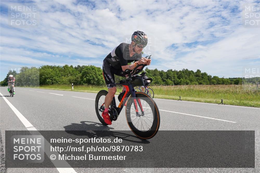 21.06.2026 - Viking Triathlon Michael Burmester http://msf.ph/oto/9870783 21.06.2026 12:13:40 Radfahren 18, 33, 70, 156, 254, 393, 414, 482, 489 meine-sportfotos.de