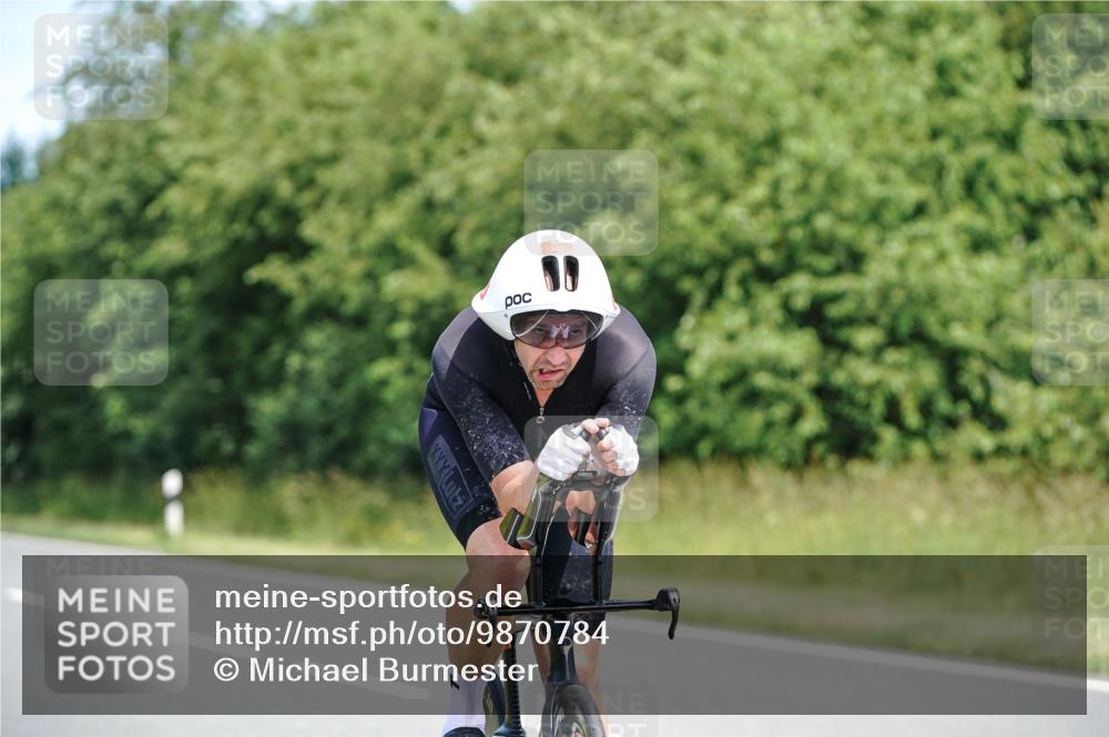 21.06.2026 - Viking Triathlon Michael Burmester http://msf.ph/oto/9870784 21.06.2026 12:36:09 Radfahren 22, 22, 37, 106, 354, 363, 427, 458, 539, 637, 667 meine-sportfotos.de