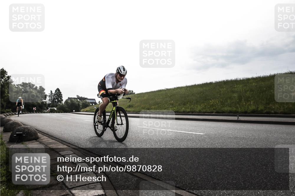 21.06.2026 - 29. Vierlanden-Triathlon H.Heesch http://msf.ph/oto/9870828 21.06.2026 09:18:14 Radfahren 211, 291 meine-sportfotos.de