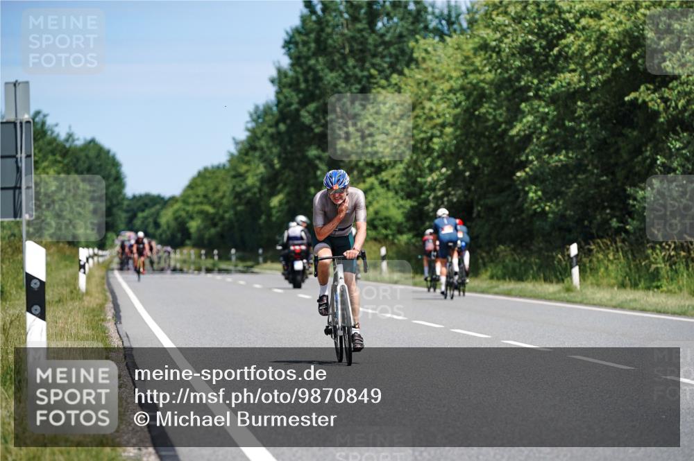 21.06.2026 - Viking Triathlon Michael Burmester http://msf.ph/oto/9870849 21.06.2026 12:37:02 Radfahren 60, 295, 479, 519 meine-sportfotos.de