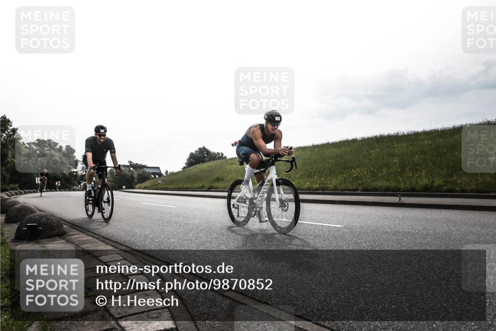 21.06.2026 - 29. Vierlanden-Triathlon H.Heesch http://msf.ph/oto/9870852 21.06.2026 09:18:43 Radfahren 63, 76, 196, 197, 293 meine-sportfotos.de