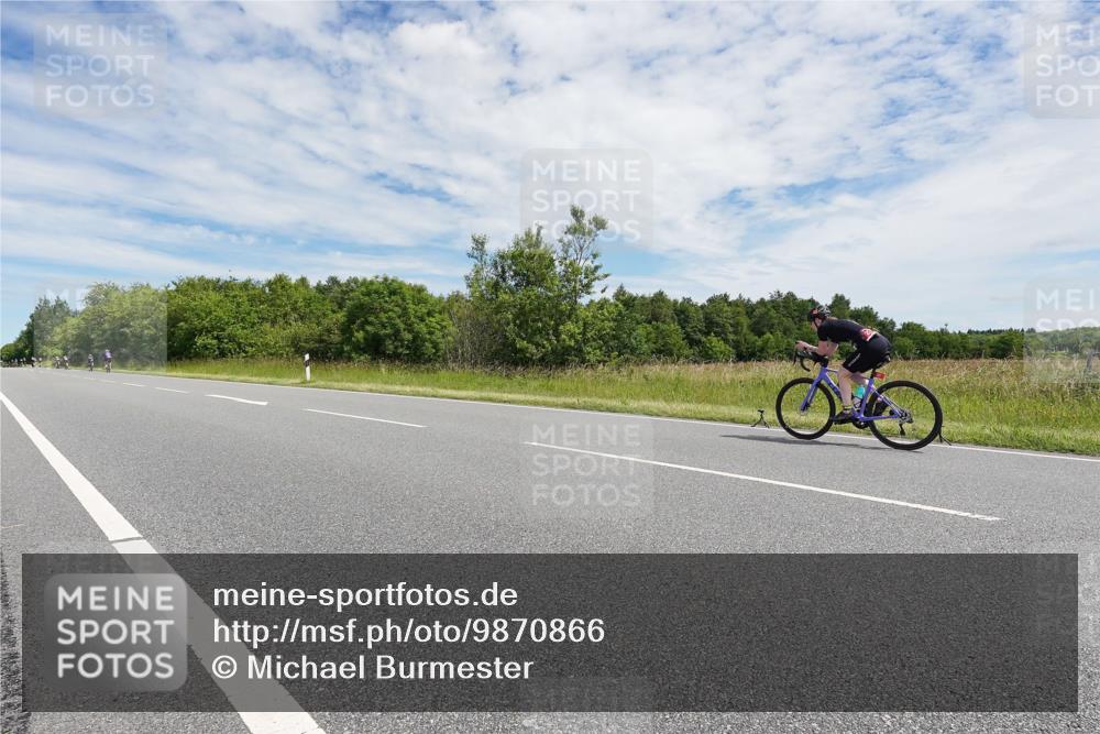 21.06.2026 - Viking Triathlon Michael Burmester http://msf.ph/oto/9870866 21.06.2026 12:14:07 Radfahren 61, 93, 449, 515, 564, 641, 653 meine-sportfotos.de