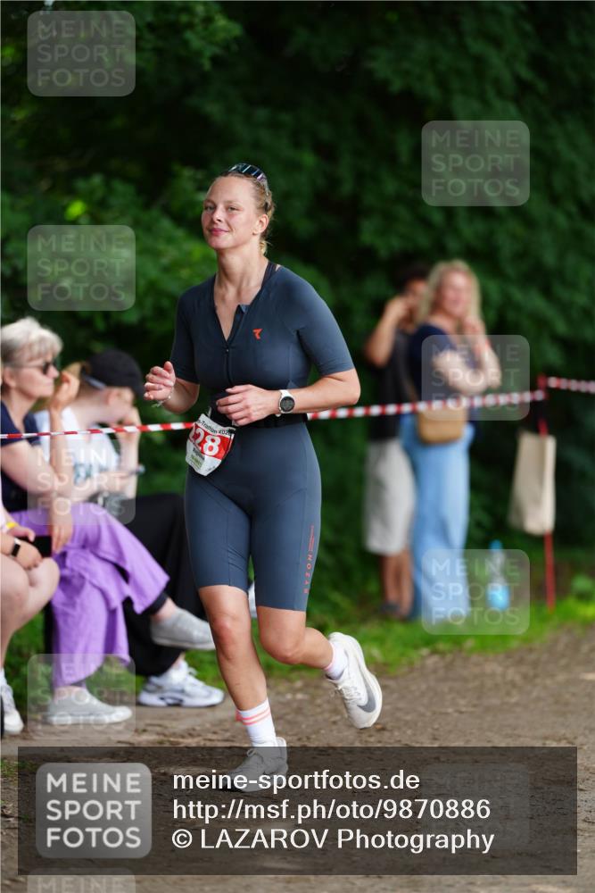 21.06.2026 - 29. Vierlanden-Triathlon LAZAROV Photography http://msf.ph/oto/9870886 21.06.2026 13:59:09 Laufen 202, 28 meine-sportfotos.de