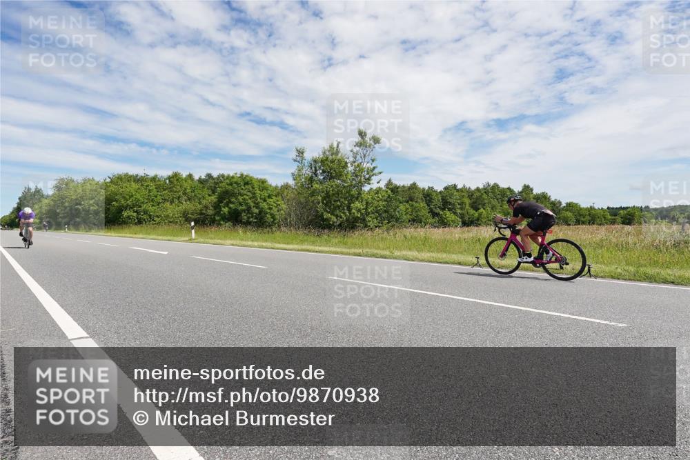 21.06.2026 - Viking Triathlon Michael Burmester http://msf.ph/oto/9870938 21.06.2026 12:14:57 Radfahren 160, 182, 297, 342, 351, 417, 492, 493 meine-sportfotos.de
