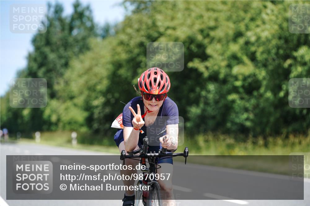 21.06.2026 - Viking Triathlon Michael Burmester http://msf.ph/oto/9870957 21.06.2026 12:37:50 Radfahren 138, 185, 229, 244, 378, 413, 506, 520, 550, 557 meine-sportfotos.de
