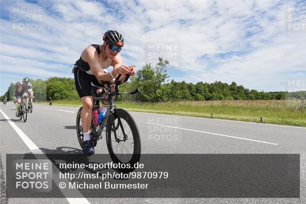 21.06.2026 - Viking Triathlon Michael Burmester http://msf.ph/oto/9870979 21.06.2026 12:15:22 Radfahren 59, 69, 85, 88, 135, 152, 274, 297, 403, 430, 497, 614, 614 meine-sportfotos.de