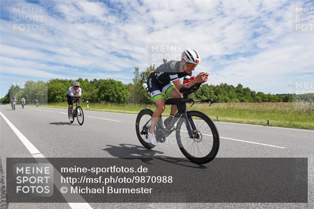 21.06.2026 - Viking Triathlon Michael Burmester http://msf.ph/oto/9870988 21.06.2026 12:15:23 Radfahren 59, 69, 85, 88, 135, 152, 274, 297, 403, 430, 497, 614, 614 meine-sportfotos.de