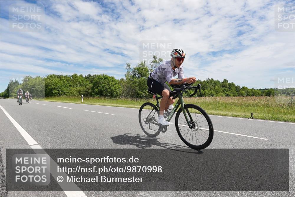 21.06.2026 - Viking Triathlon Michael Burmester http://msf.ph/oto/9870998 21.06.2026 12:15:24 Radfahren 59, 69, 85, 88, 135, 152, 274, 297, 403, 430, 497, 614, 614 meine-sportfotos.de