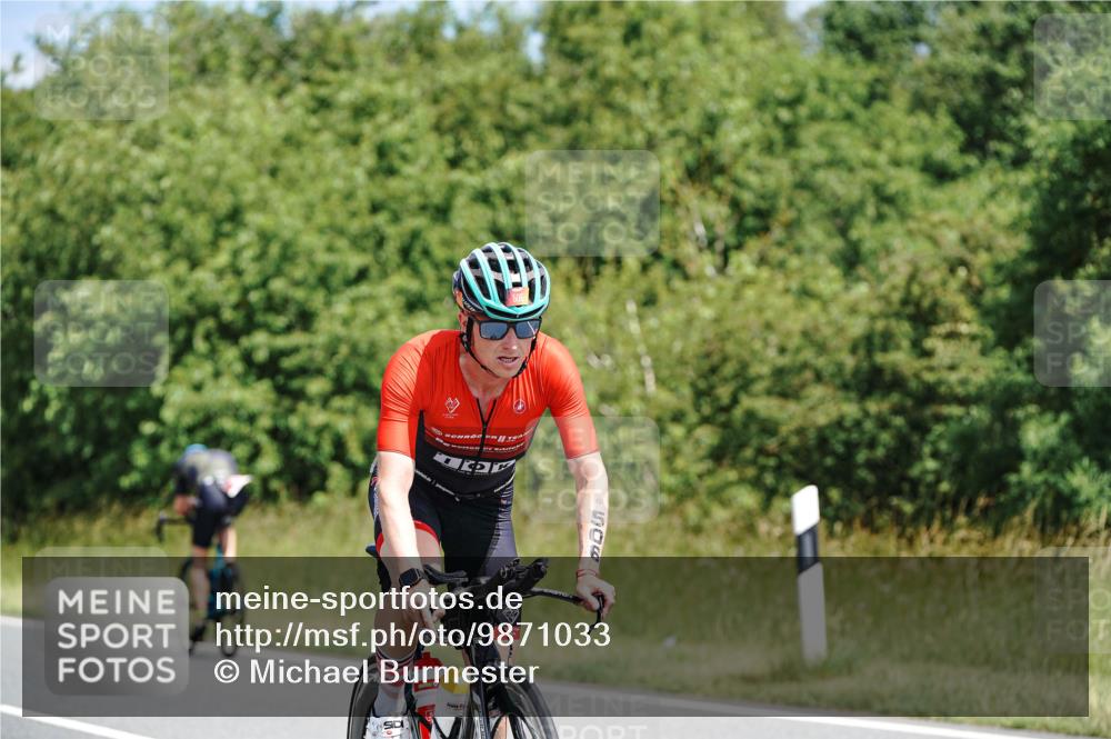 21.06.2026 - Viking Triathlon Michael Burmester http://msf.ph/oto/9871033 21.06.2026 12:38:02 Radfahren 138, 185, 203, 378, 413, 415, 461, 506, 550, 557 meine-sportfotos.de